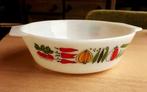 pyrex ovenvaste schaal, decor harvest doorsnede 22,5cm, Ophalen, Gebruikt, Overige stijlen, Glas