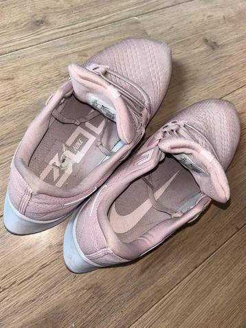 Nike airzoom hardloopschoenen beschikbaar voor biedingen