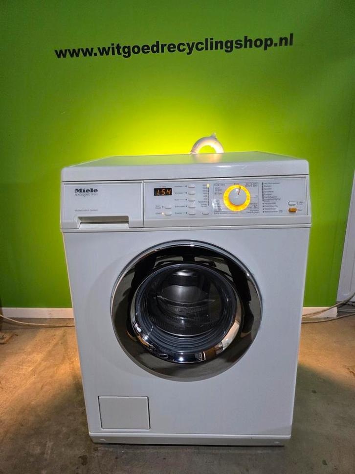 MIELE NOVOTRONIC W 362 1600RPM Refurbished, Witgoed en Apparatuur, Wasmachines, Zo goed als nieuw, Voorlader, 4 tot 6 kg, 85 tot 90 cm
