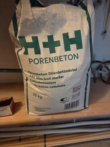 Cellenbetonlijm beschikbaar voor biedingen