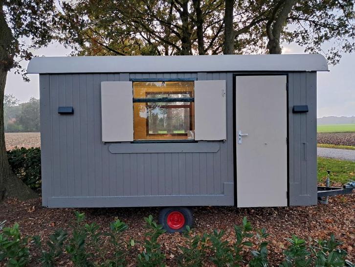 Pipowagen tinyhouse bouwkeet schaftkeet foodtruck, Doe-het-zelf en Verbouw, Bouwketen en Schaftketen, Zo goed als nieuw, Ophalen
