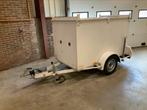 Aanhanger Gesloten Vakantie Wagen Dicht Aanhangwagen, Ophalen