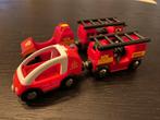 Twee Brio brandweerwagen met ladder aanhanger, Ophalen, Zo goed als nieuw
