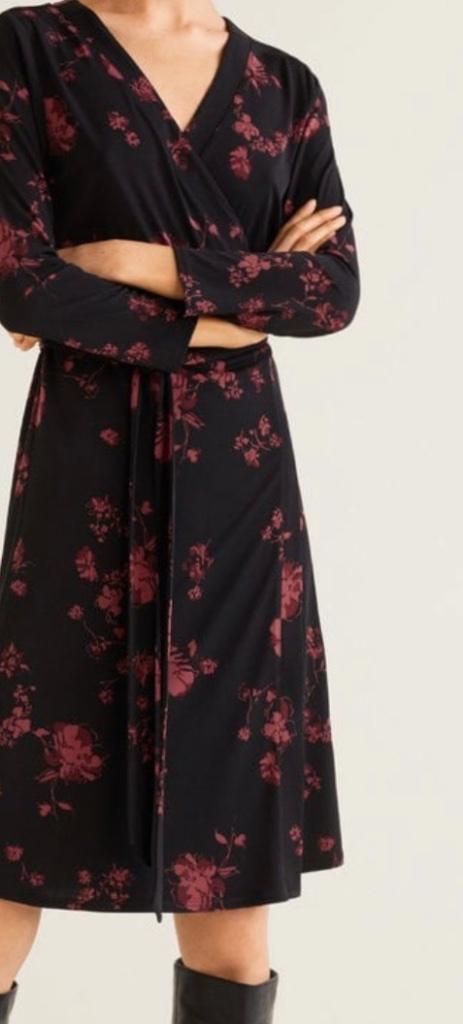 Mango soepel vallend zwart roze wikkeljurkje nieuw maat S, Kleding | Dames, Jurken, Nieuw, Maat 36 (S), Zwart, Boven de knie, Ophalen of Verzenden