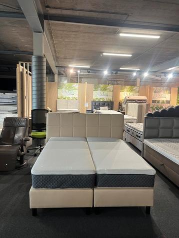 Emma Deluxe Boxspring 160x200 , Nu voor slechts €999! beschikbaar voor biedingen