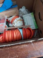 Diverse spulletjes: vogels, flesjes, bekers, Dieren en Toebehoren, Ophalen