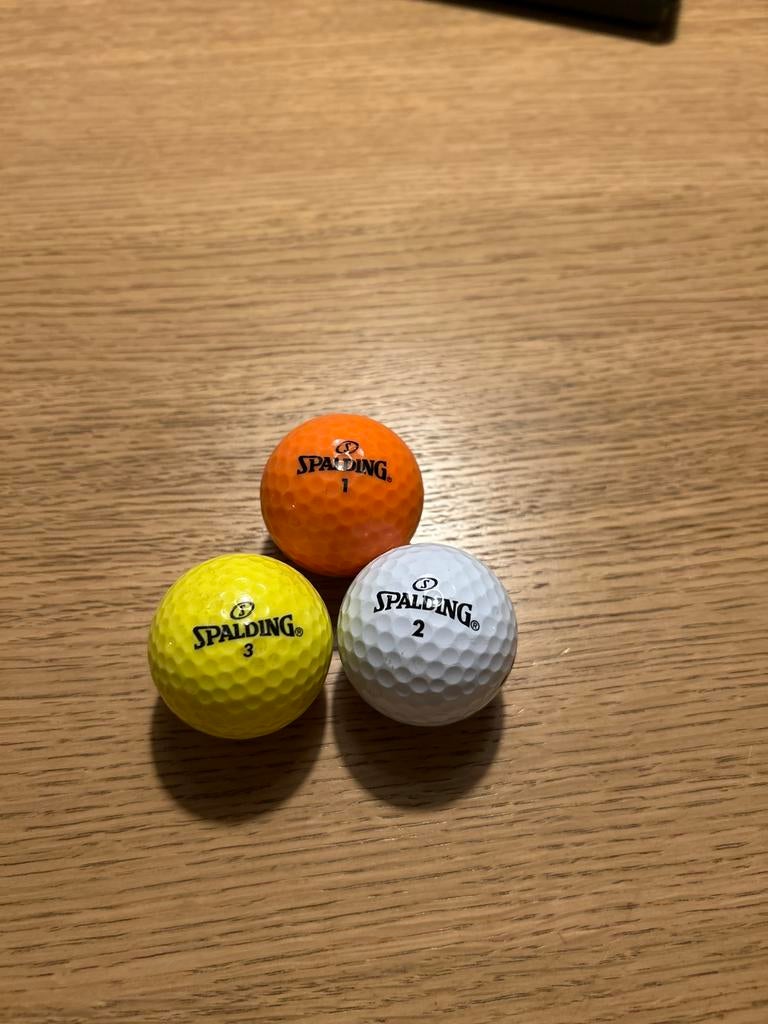 Spalding Golfballen - 3 Stuks - zo goed als nieuw, Ophalen of Verzenden, Gebruikt, Bal(len), Overige merken