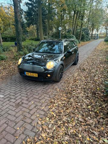 Mini Clubman 1.6 D Cooper 2009 Zwart met airco beschikbaar voor biedingen