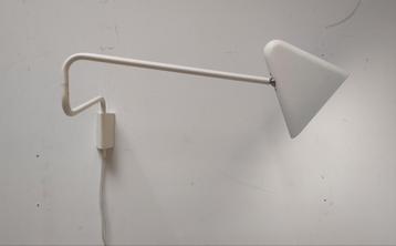 Ikea PS 2012 wandlamp design Johanna Jellinek lamp wit 