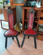 2 Spaanse baarstoelen, Huis en Inrichting, Stoelen, Ophalen of Verzenden, Rood, Hout, Twee