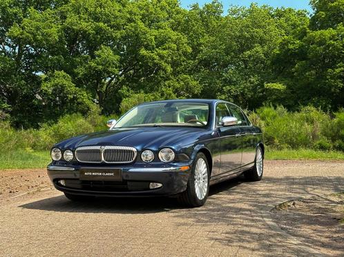 Daimler Super Eight 4.2 V8 S/C | Indigo Blue | Youngtimer, Auto's, Jaguar, Te koop, Overige modellen, ABS, Adaptive Cruise Control