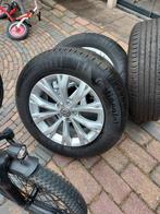 VW Tiguan Velgen met Zomerbanden 215/65 R17, Auto-onderdelen, Banden en Velgen, Banden en Velgen, 17 inch, Ophalen of Verzenden