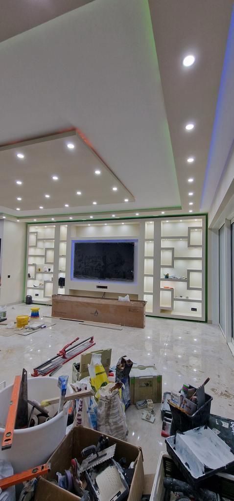 PLAFOND VERLAGEN CINEWALL KOOF MET SPOTJES STUCEN  RENOVATIE, Diensten en Vakmensen, Stukadoors en Tegelzetters