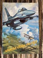 Vlucht door de tijd – 75 jaar Nederlandse Luchtmacht, Ophalen of Verzenden, Gebruikt, Boek of Tijdschrift