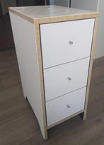 kastje nachtkastje, Huis en Inrichting, Slaapkamer | Nachtkastjes, Ophalen, Gebruikt, Minder dan 45 cm, 70 cm of meer