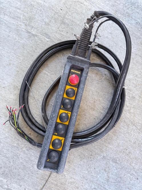 Demag DST 7 knoppenkast, izgst. 2 st. beschikbaar., Doe-het-zelf en Verbouw, Lieren en Takels, Zo goed als nieuw, Elektrisch, Ophalen of Verzenden