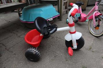 Smoby driewieler rood wit beschikbaar voor biedingen