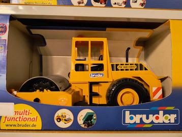 Bruder Stratenwals beschikbaar voor biedingen