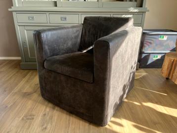 Nette lekker zittende fauteuil beschikbaar voor biedingen