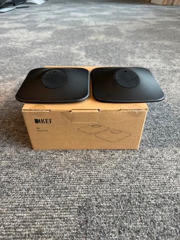 KEF P1 Desk Pads (Nieuw, Open Doos) beschikbaar voor biedingen