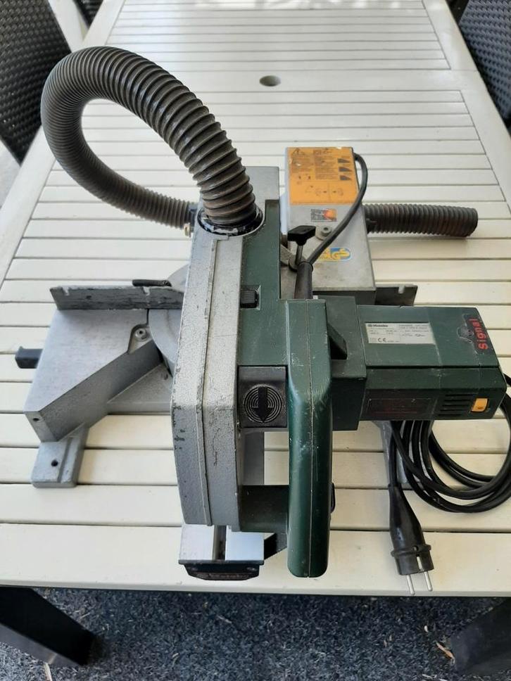 2x metabo kgs e 1670 afkortzaag, Doe-het-zelf en Verbouw, Gereedschap | Zaagmachines, Gebruikt, Afkortzaag, 1200 watt of meer