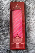 Thaise silk village 100% zijde stropdas, Kleding | Heren, Stropdassen, Ophalen of Verzenden, Nieuw, Rood, Met patroon