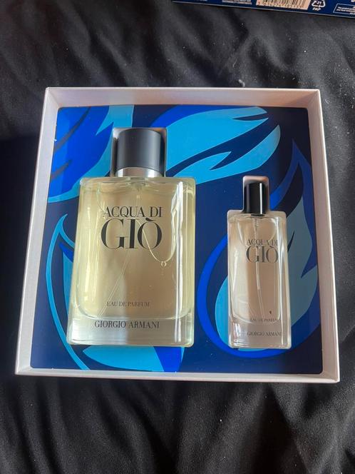 Giorgio Armani ACQUA DI GIO, Sieraden, Tassen en Uiterlijk, Uiterlijk | Parfum, Zo goed als nieuw, Ophalen of Verzenden