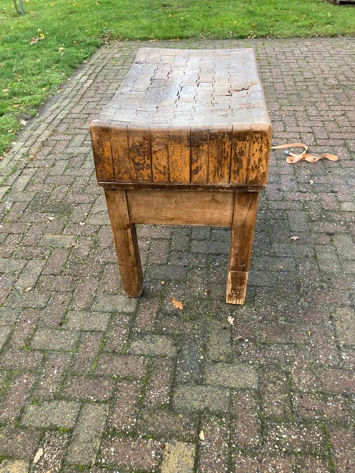 Antieke Slagersblok - Robuust en Authentiek, Antiek en Kunst, Antiek | Meubels | Tafels, Ophalen