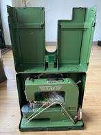 Vintage Elna Naaimachine in Groene Koffer, Hobby en Vrije tijd, Naaimachines en Toebehoren, Ophalen, Gebruikt, Naaimachine, Overige merken
