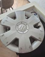 Suzuki 15" wieldoppen (4 stuks), Auto diversen, Wieldoppen, Ophalen of Verzenden, Gebruikt