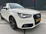 Audi A1 1.2 Tfsi 63KW 2012 Wit, Voorwielaandrijving, Stof, A1, Zwart
