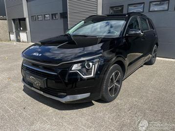 Kia Niro 1.6 GDI HYBRID / LEER / NAVI / CAMERA (bj 2023) beschikbaar voor biedingen