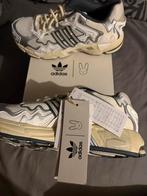 Bad Bunny Response CL met doos 41 1/3, Kleding | Heren, Schoenen, Ophalen of Verzenden, Nieuw, Adidas