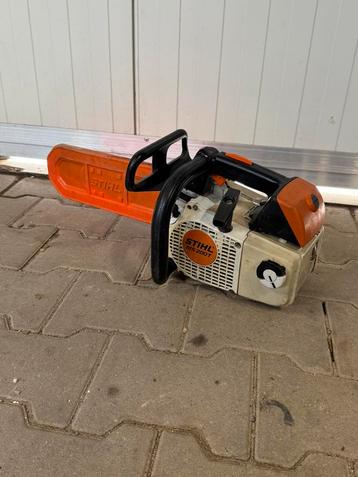 Stihl MS 200T tophandle kettingzaag beschikbaar voor biedingen