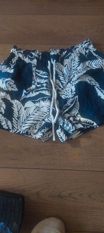 Linnen blend short H&M maat L beschikbaar voor biedingen