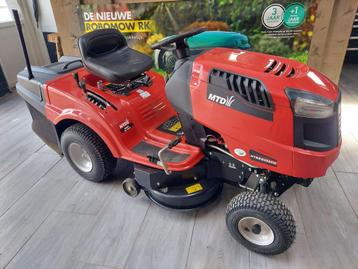 Mtd smart RE paar maanden oud ,  Cub cadet en stiga ,maaiers beschikbaar voor biedingen