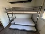 Metalen stapelbed met extra onderslaper + 3 matrassen – 200, Ophalen, Zo goed als nieuw, Stapelbed
