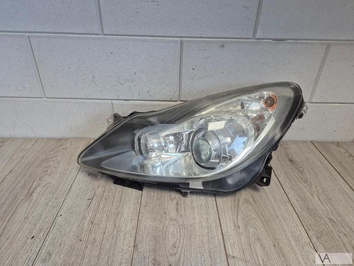 Opel Corsa D 2006 - 2010 koplamp links met AFL 13186385 €125, Auto-onderdelen, Verlichting, Opel, Gebruikt, Ophalen of Verzenden