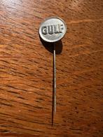 Vintage Gulf Speldje, Ophalen of Verzenden, Gebruikt, Merk, Speldje of Pin