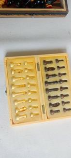 Mooi magnetisch mini schaak spel uit Rusland, Ophalen of Verzenden, Minder dan 500 stukjes, Zo goed als nieuw