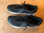Puma gymschoenen, maat 41, zwart met witaccenten, Sport en Fitness, Badminton, Ophalen of Verzenden, Zo goed als nieuw, Schoenen