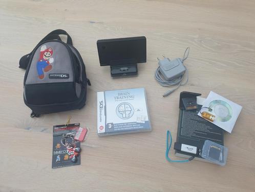 Nintendo DSI Set + 42 Games verkocht Chrisvtg, Spelcomputers en Games, Spelcomputers | Nintendo DS, Zo goed als nieuw, Dsi, Zwart