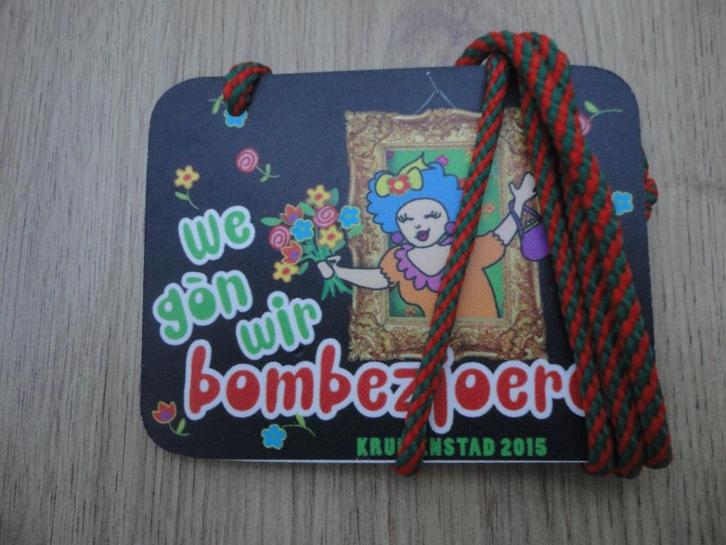 Carnavals embleem Tilburg Kruikenstad 2015, Kleding | Heren, Carnavalskleding en Feestkleding, Zo goed als nieuw, Accessoires