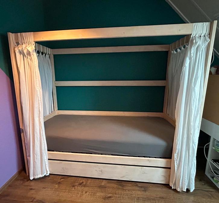 Lifetime hemelbed + uitschuifbed, lattenbodems en matrassen, Kinderen en Baby's, Kinderkamer | Bedden, Zo goed als nieuw, 180 cm of meer