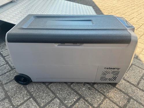 Steamy elektrische koelbox met vriesfunctie – 12V/24V/230V, Caravans en Kamperen, Koelboxen, Compressor, Ophalen of Verzenden