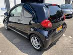 Toyota Aygo 1.0-12V /Lm velgen/Airco, Voorwielaandrijving, Stof, Gebruikt, 4 stoelen