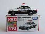 Tomica nr110 Toyota Crown Politie 1/69 3inch tomy, Hobby en Vrije tijd, Modelauto's | Overige schalen, Nieuw, Ophalen of Verzenden