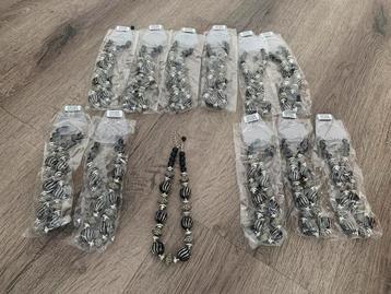 Partij 12 stuks vintage kettingen K128 beschikbaar voor biedingen