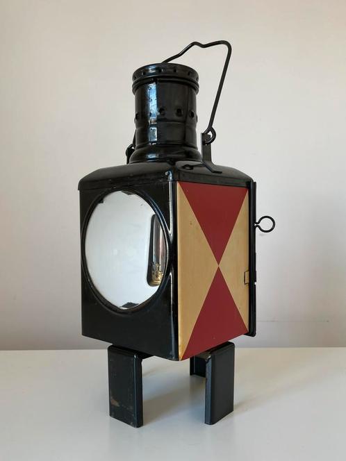 Antieke, industriële Duitse treinlamp, Osmeka jaren ‘60, Verzamelen, Spoorwegen en Tramwegen, Gebruikt, Trein, Overige typen, Ophalen of Verzenden