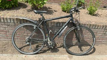 Stevens x8c cross hybride afgemonteerd in XT beschikbaar voor biedingen
